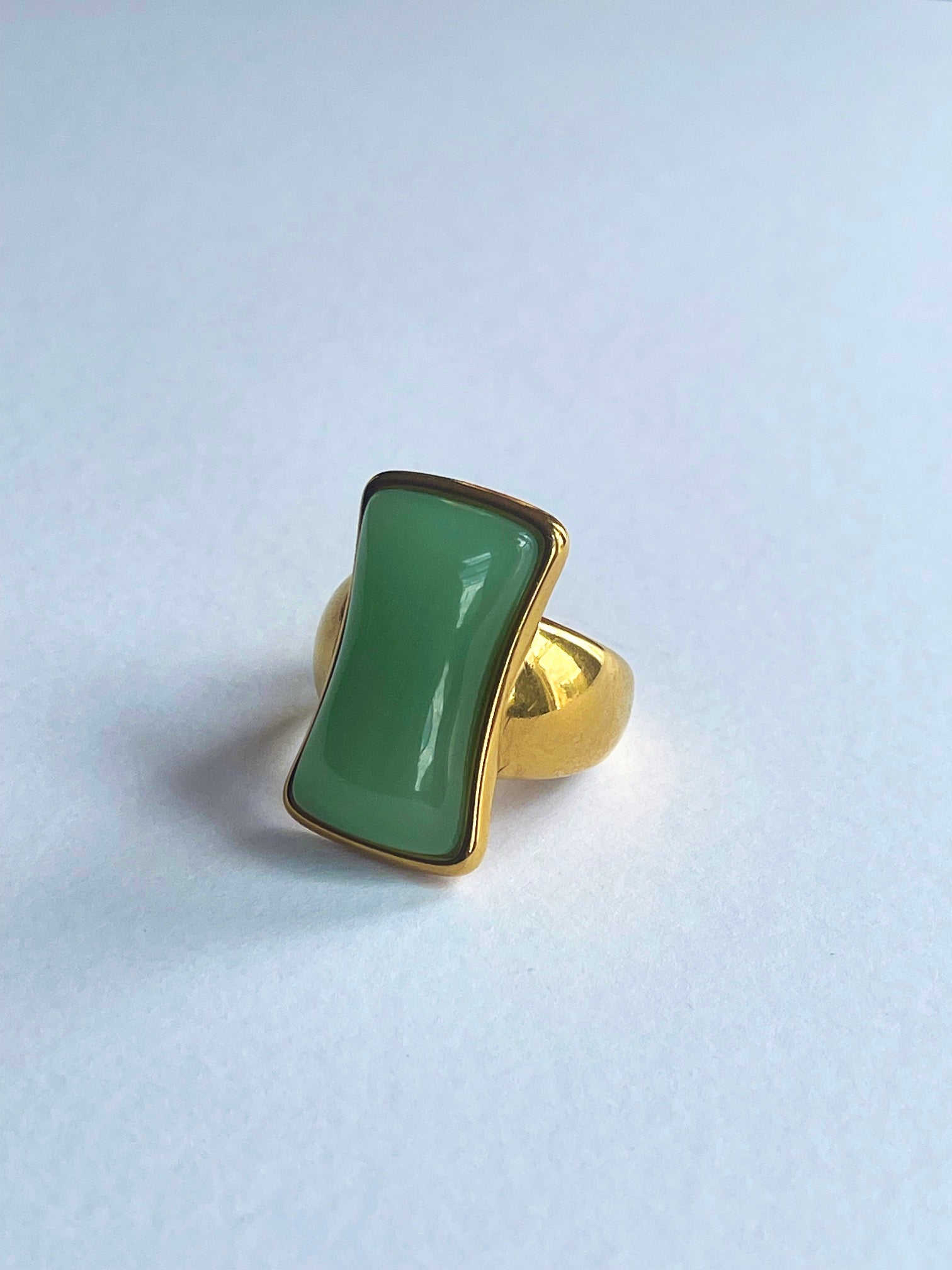 Jade Wave Ring Gold